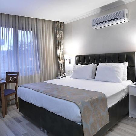Monarch Hotel อิสตันบูล ภายนอก รูปภาพ