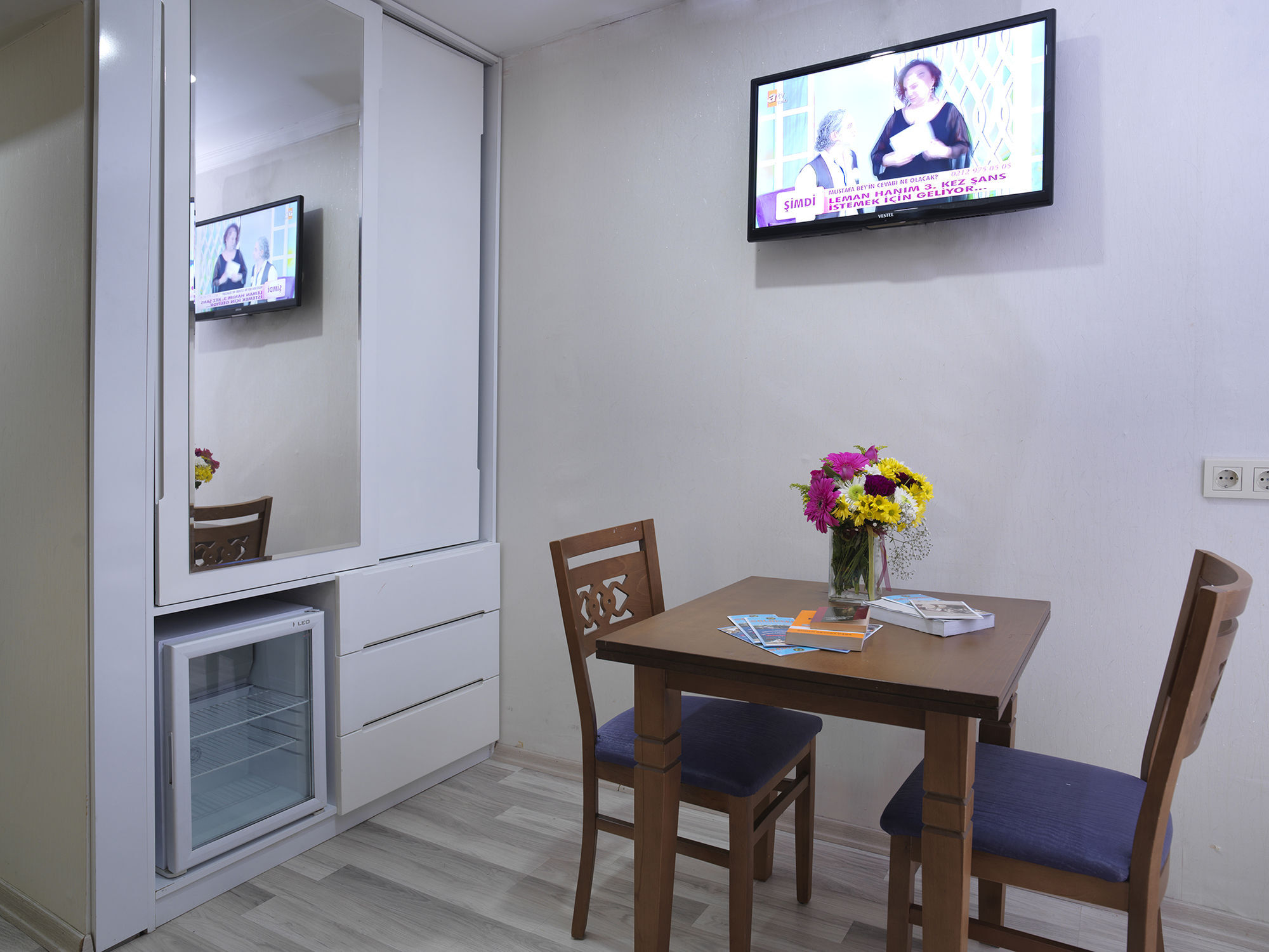 Monarch Hotel อิสตันบูล ภายนอก รูปภาพ